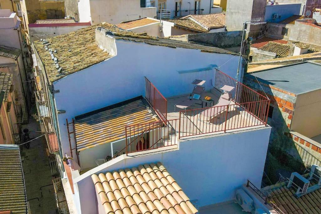 Casa Charm Rosaapartmentsortigia Syracuse Buitenkant foto