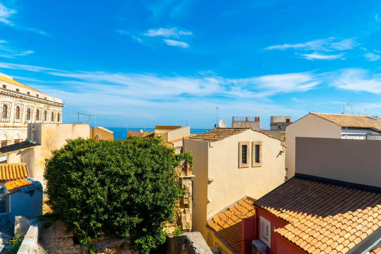 Casa Charm Rosaapartmentsortigia Syracuse Buitenkant foto