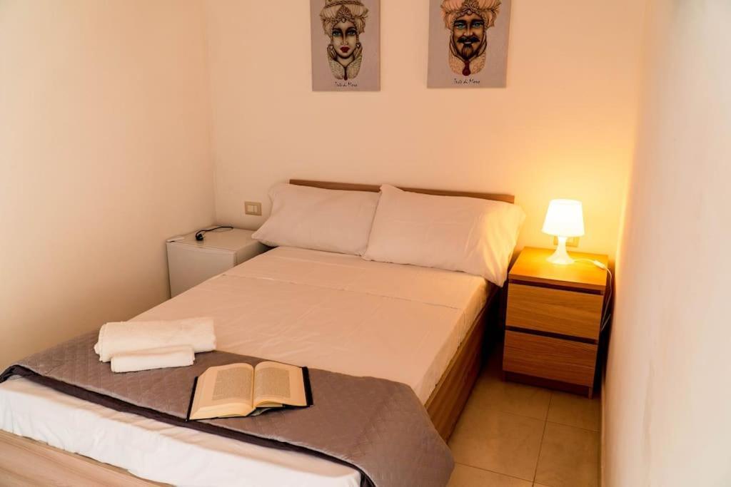 Casa Charm Rosaapartmentsortigia Syracuse Buitenkant foto