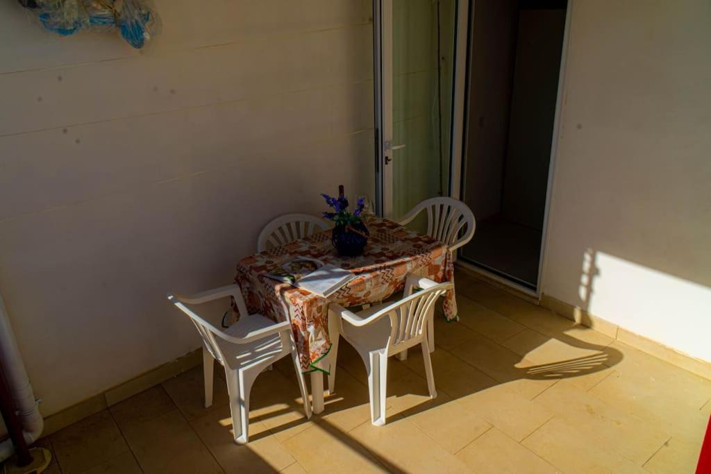 Casa Charm Rosaapartmentsortigia Syracuse Buitenkant foto